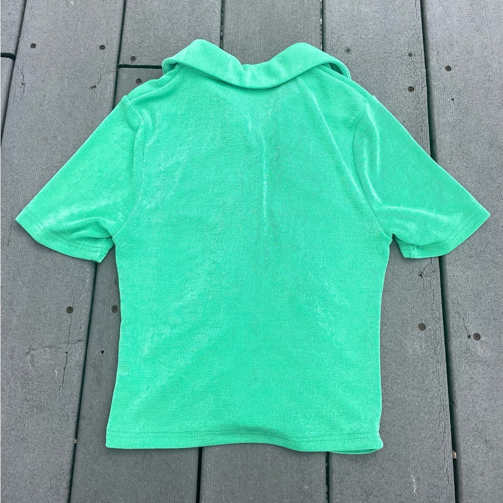 *5/$20 or 3/$15* Ruche Decision Green Ruched Short Sleeve Button-Up Collared Top - Picture 5 of 9